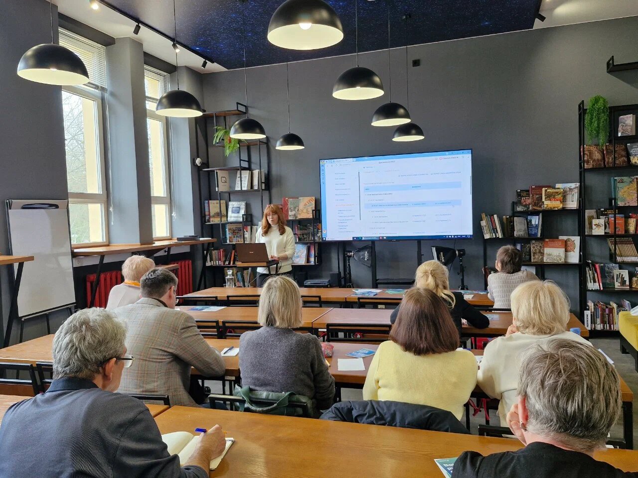 ПРЕПОДАВАТЕЛИ КОЛЛЕДЖА БФУ ИЗУЧИЛИ ВОЗМОЖНОСТИ ЭБС ЗНАНИУМ