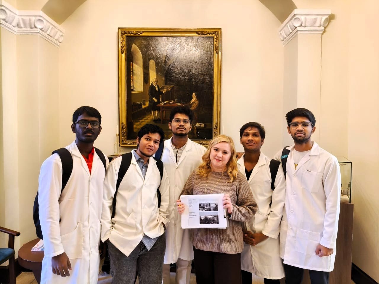 НАУЧНАЯ БИБЛИОТЕКА УНИВЕРСИТЕТА РАСПАХНУЛА СВОИ ДВЕРИ ПЕРВОКУРСНИКАМ ИЗ ИНДИИ