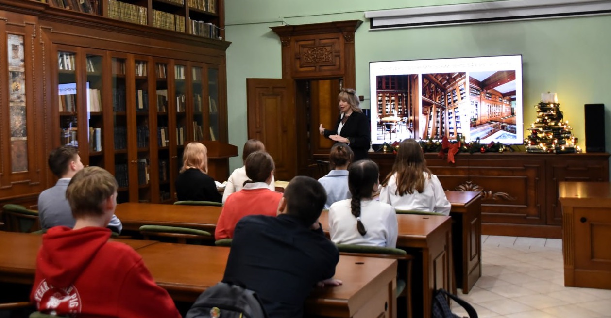 ПОСЕЩЕНИЕ КУЛЬТУРНО-ПРОСВЕТИТЕЛЬСКОГО ЦЕНТРА УЧАЩИМИСЯ ОБЩЕОБРАЗОВАТЕЛЬНЫХ УЧРЕЖДЕНИЙ В РАМКАХ УЧЕБНО-ПРАКТИЧЕСКОЙ И ПРОФОРИЕНТАЦИОННОЙ ДЕЯТЕЛЬНОСТИ