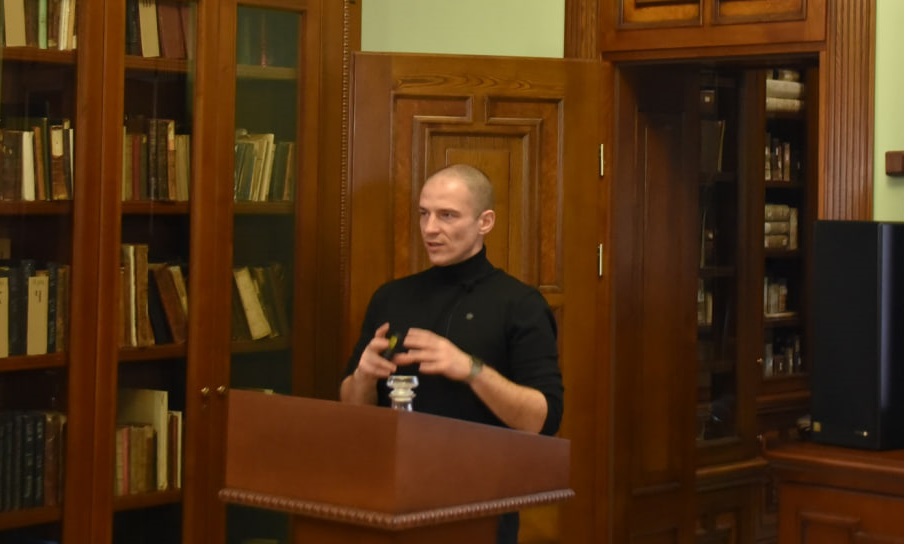 БУДУЩЕЕ НЕЙРОФАРМАКОЛОГИИ: В КУЛЬТУРНО-ПРОСВЕТИТЕЛЬСКОМ ЦЕНТРЕ ОБСУДИЛИ БОРЬБУ С ДЕМЕНЦИЕЙ