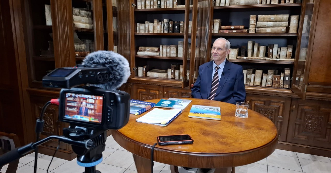 ПОЛЕТ ИЗ КЁНИГСБЕРГА В КАЛИНИНГРАД: ВСТРЕЧА С ИСТОРИКОМ ВАЛЕРИЕМ ЦВЕТКОВЫМ