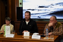 23 СЕНТЯБРЯ СОСТОЯЛАСЬ ПРЕЗЕНТАЦИЯ КНИГИ ЙОХАННЕСА  ТИНЕМАННА «РОССИТТЕН. ТРИ ДЕСЯТИЛЕТИЯ НА КУРШСКОЙ  КОСЕ»